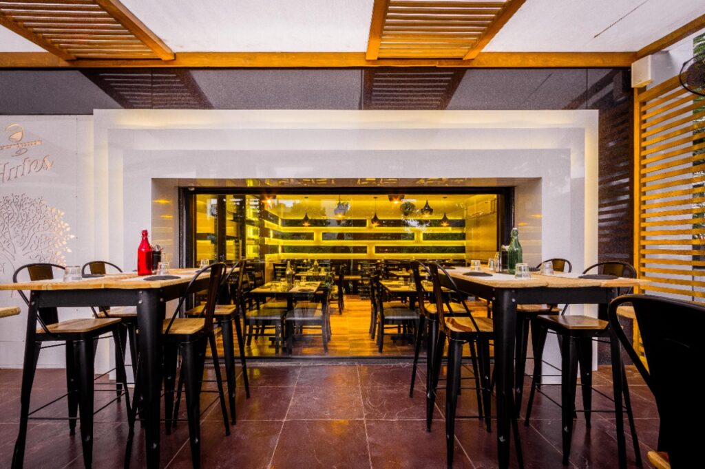 Flute Resto & Bar MNCarchitects